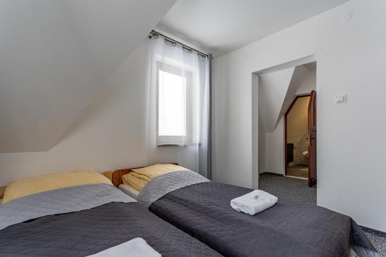 Villa 84 & Apartments Jacuzzi & Sauna Закопане Экстерьер фото